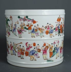 A FAMILLE ROSE 'FIGURAL AND HUNDRED BOYS' BRUSH POT