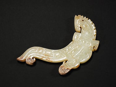 JADE DRAGON PENDANT