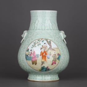 A GREEN-GLAZED CARVED FAMILLE ROSE MEDALLION'INTERLOCKING LOTUS AND CHILDREN PLAYING' VASE