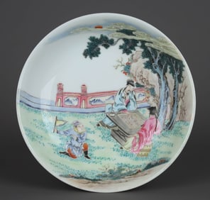 A FAMILLE ROSE 'CHESS GAME UNDER PINE TREE' DISH