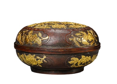 A GILT MEDALLION 'FLORAL' BOX WITH COVER