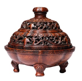 A BAMBOO CARVED 'CHI DRAGON'  CENSER
