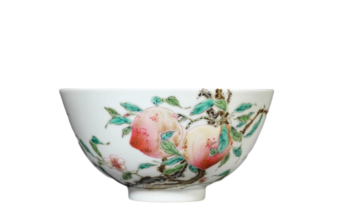 A FAMILLE ROSE 'BAT AND SHOU' BOWL: A FAMILLE ROSE 'BAT AND SHOU' BOWL Dimensions: Length: 14.5 cm (5.71 in.), Width: 14.5 cm (5.71 in.), Height: 7.6 cm (2.99 in.). All measurements are approximate. Any condition statement is given as a