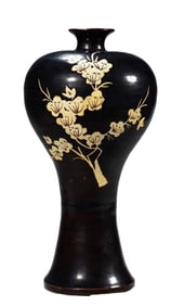 A JIZHOU-TYPE 'PLUM BLOSSOM' VASE