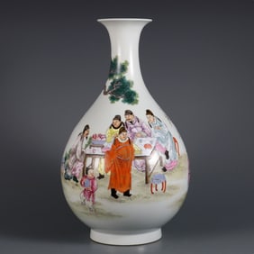 A FAMILLE ROSE 'FIGURES' YUHUCHUNPING