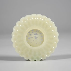 A JADE 'FLORAL AND FU ' PENDANT