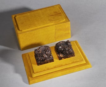 A PAIR OF SHOUSHAN SEAL