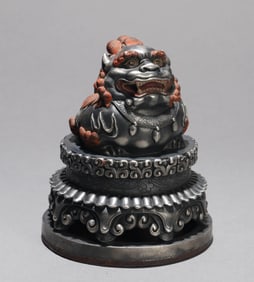 A CUPRONICKEL AUSPICIOUS BEAST SEAL