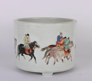A WUCAI 'FIGURE' CENSER