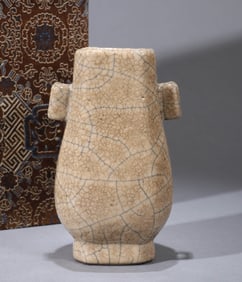 A GE TYPE VASE
