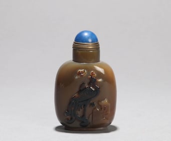 A AGATE SNUFF BOTTLE