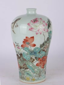A FAMILLE-ROSE 'LOTUS AND MANDARIN DUCK' SMALL MEIPING