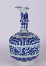 A BLUE AND WHITE 'FLORAL' WASHER