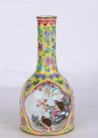 A FAMILLE-ROSE'FLORAL AND BIRD'SMALL VASE