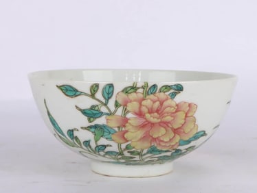 A FAMILLE-ROSE 'FLORAL'BOWL