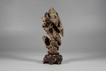 A LINGBI STONE MOUNTAIN