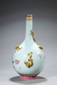 A FAMILLE ROSE 'FLORAL' VASE