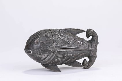 A SILVER FISH-FORM COVERED BOX