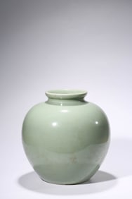 A PALE CELADON-GLAZED LARGE JAR