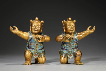 A GROUP OF CLOISONNé ENAMEL FIGURES