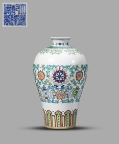 A DOUCAI 'FLORAL' MEIPING