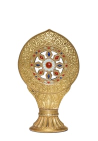 A GILT-ENAMELLED WHEEL PORCELAIN OF DHARMA