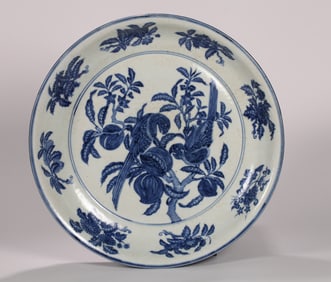 A BLUE AND WHITE 'FLOWERS AND BIRDS' LARGE DISH