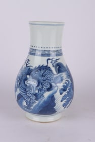 A BLUE AND WHITE 'AUSPICIOUS BEASTS' VASE