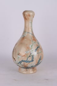 A STONE-EFFECT GLAZE FAMILLE ROSE 'PLUM BLOSSOMS' GARLIC-HEAD SHAPED VASE