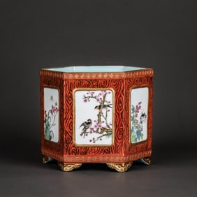 A WOOD-EFFECT GLAZE MEDALLION FAMILLE ROSE 'FLOWERS AND BIRDS' BRUSH POT