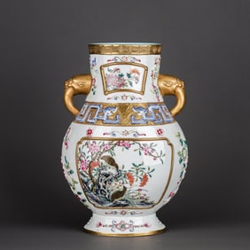 A CARVED FAMILLE ROSE WITH GILT-DECORATED 'FLOWERS AND BIRDS' VASE