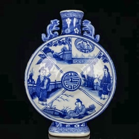 A BLUE AND WHITE MEDALLION 'FIGURES' VASE