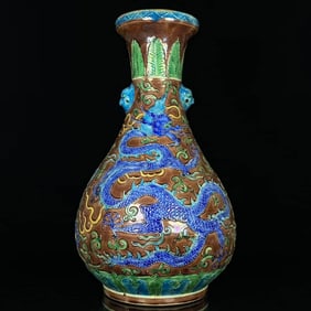 A FAHUA 'DRAGON' VASE