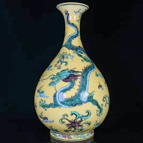 A SANCAI 'DRAGON AND PHOENIX' YUHUCHUNPING
