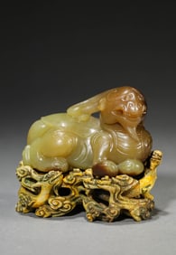 A JADE PIXIU