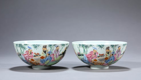 A PAIR OF FAMILLE-ROSE 'SEVEN SAGES OF THE BAMBOO GROVE' BOWLS