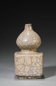 A GE TYPE VASE