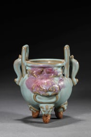 A JUN-TYPE THREE-LEGGED CENSER