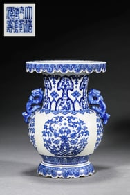 A BLUE AND WHITE 'FLORAL' VASE