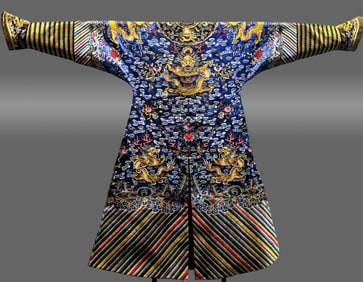 DRAGON ROBE