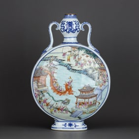 A BLUE-AND-WHITE MEDALLION FAMILLE ROSE ‘ LANDSCAPE' MOONFLASK
