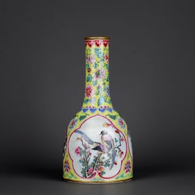 A YELLOW-GROUND ENAMEL MEDALLION 'FLOWERS AND BIRDS' VASE