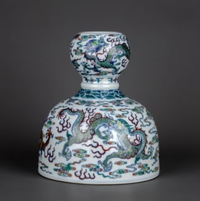 A DOUCAI 'CLOUD AND DRAGON' GARLIC HEAD SHAPED VASE