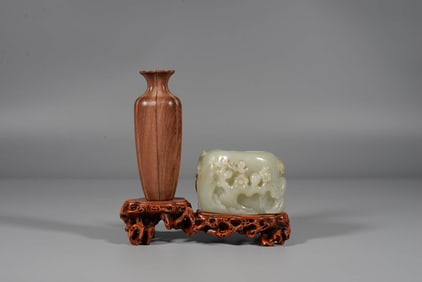A HETIAN JADE 'PINE, BAMBOO, PLUM' WATER POT SET (WITH BOXWOOD STAND)
