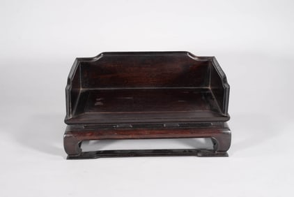 A MAHOGANY MINIATURE DAYBED