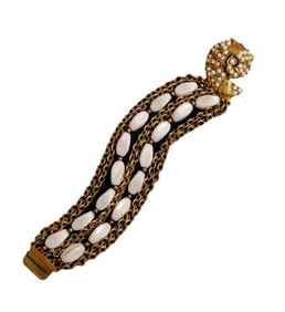 VINTAGE HOBE GLASS SHELL MULTI-STRAND BRACELET