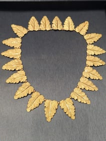 BUCCELLATI 18K YELLOW GOLD LEAF NECKLACE