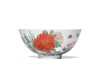 A FAMILLE-ROSE 'FLORAL' BOWL