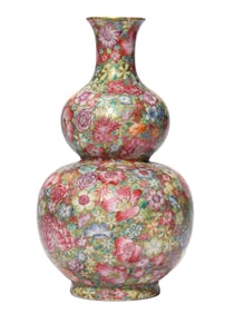 A FAMILLE-ROSE 'MILLEFLEUS' VASE