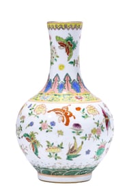 A FAMILLE-ROSE 'BUTTERFLY-AND-FLOWER' GLOBULAR VASE